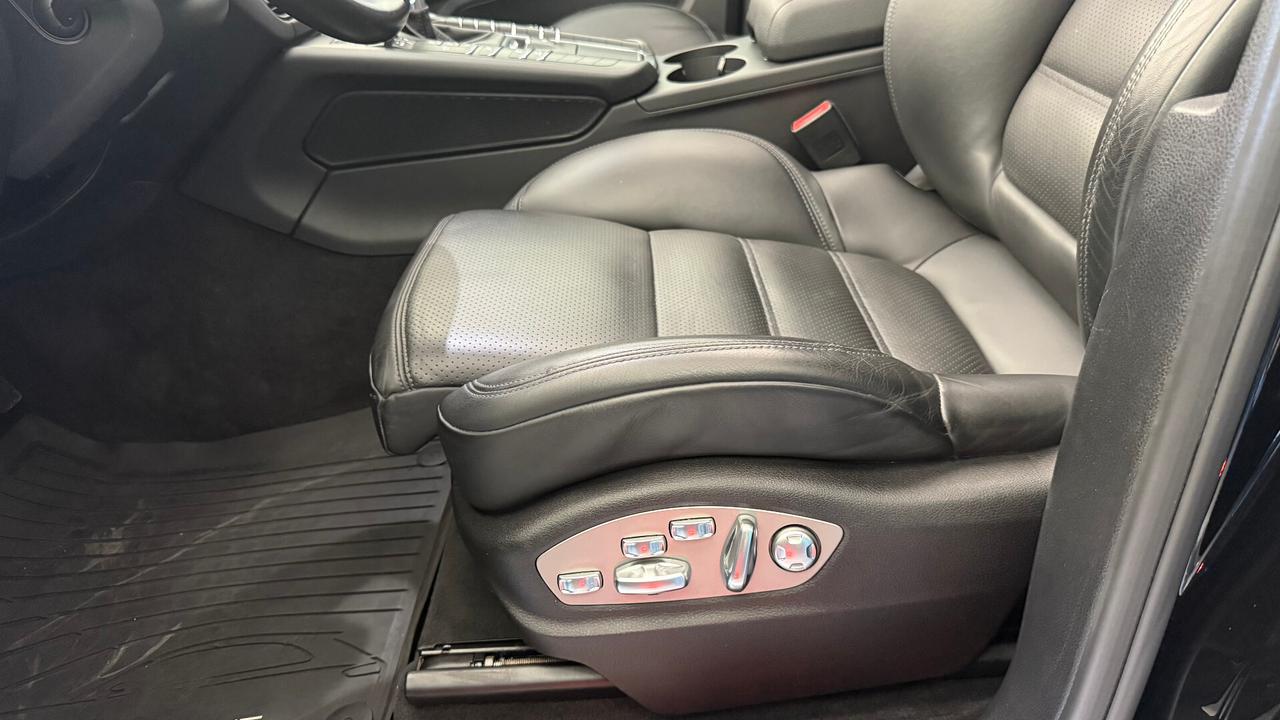 Porsche Macan 2.0 RESTYLING TETTO CERCHIO 21