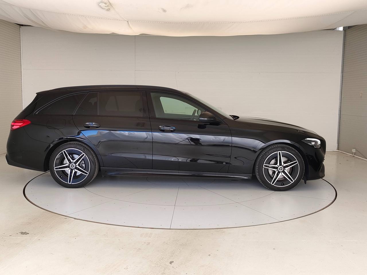 Mercedes-Benz Classe C-S206 SW 2021 - C SW 220 d mhev AMG Line Advanced 197cv auto