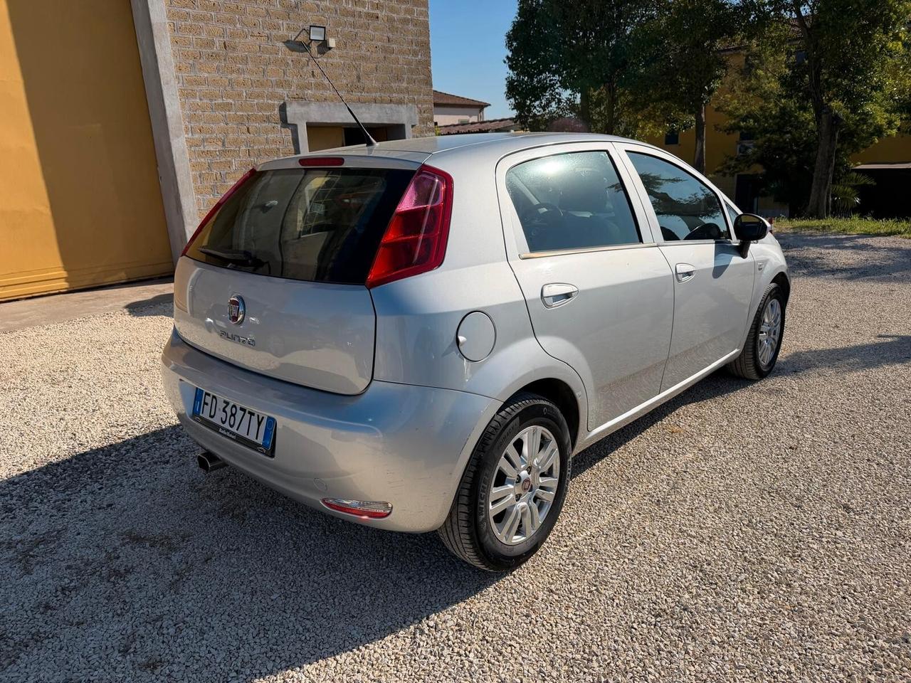 Fiat Punto 1.2 5 Porte Neopatentati Ok Ztl