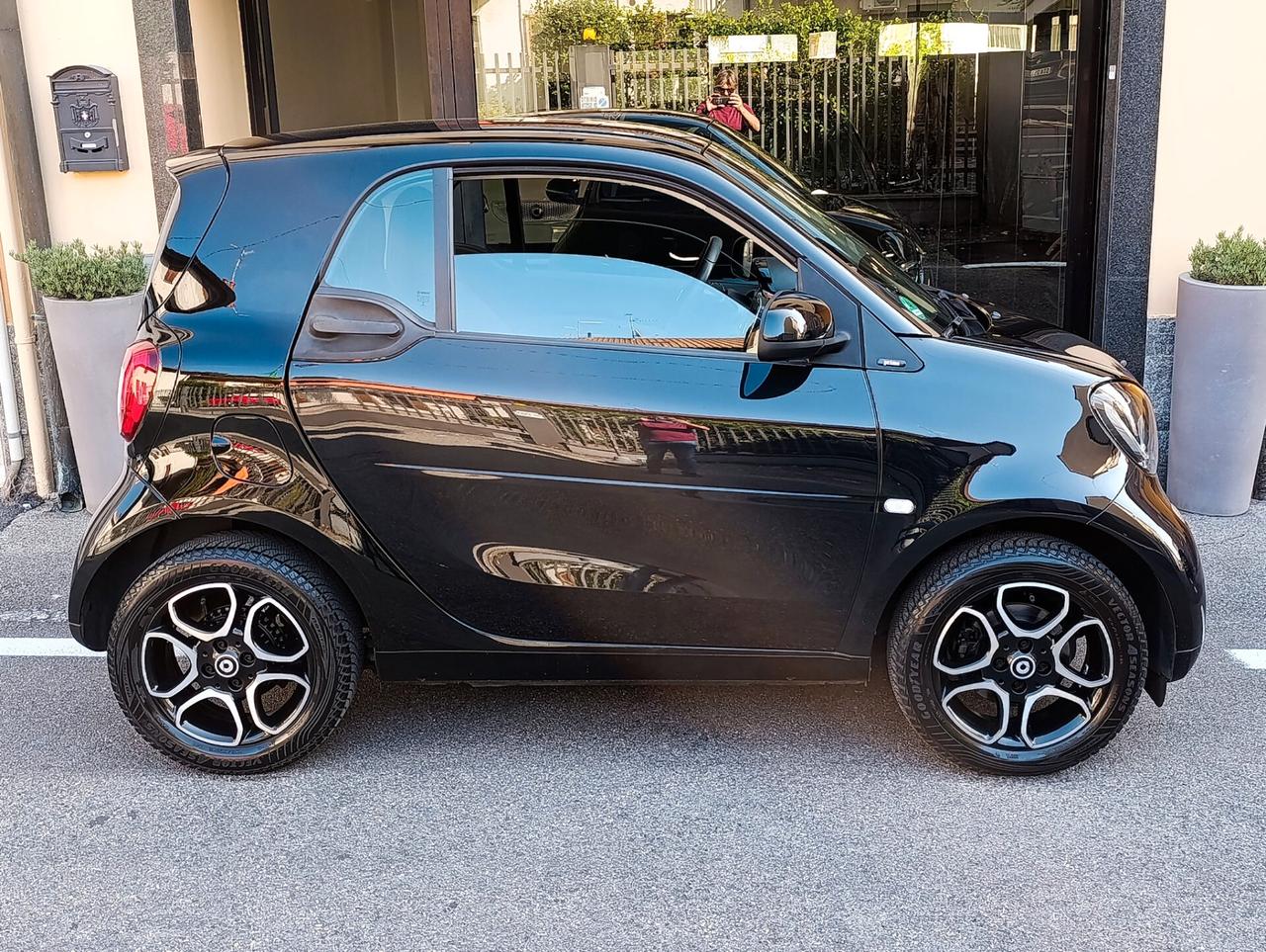 Smart ForTwo 70 1.0 twinamic Prime KM 30.755 tagliandati Mercedes Benz
