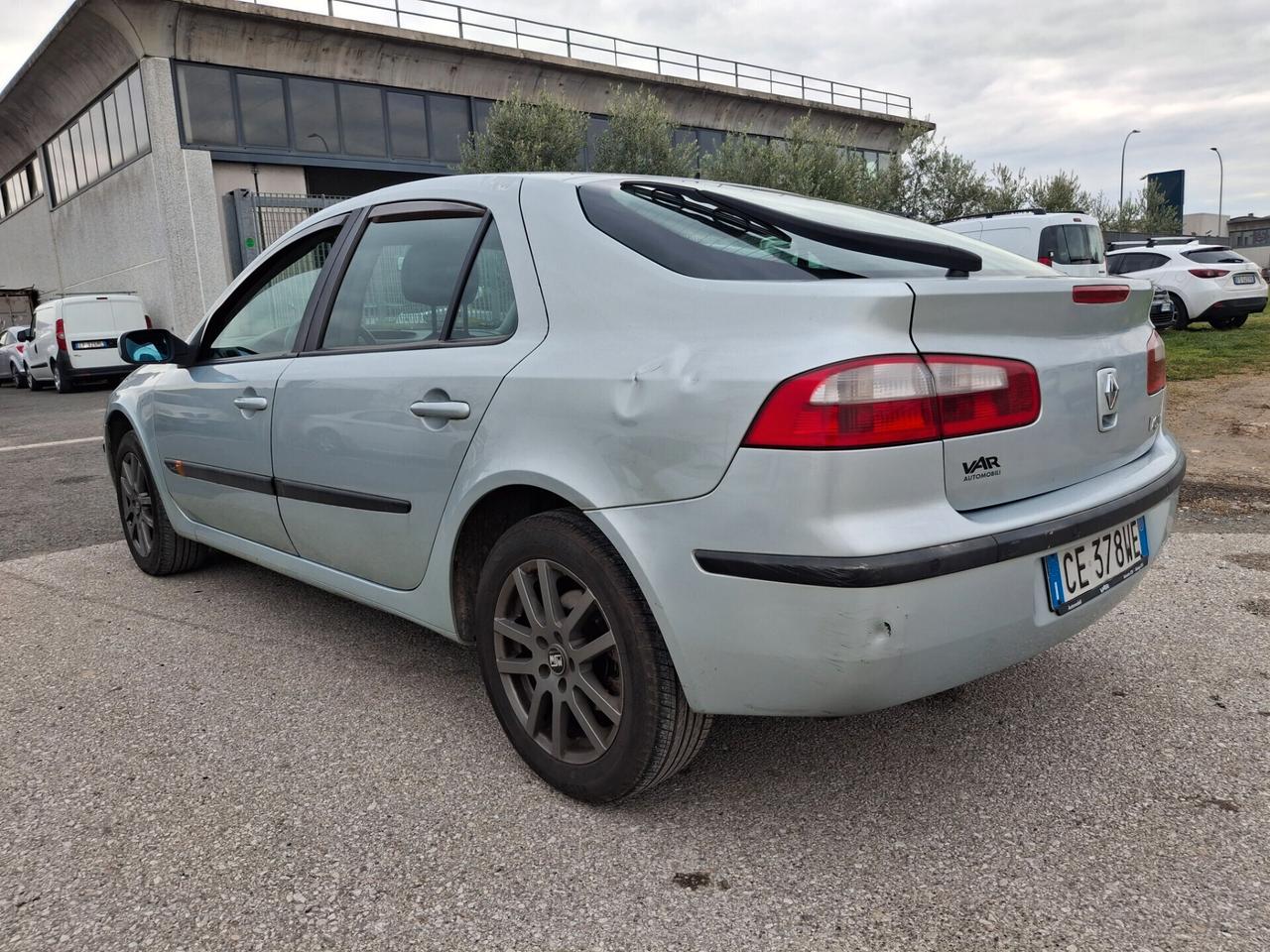 Renault Laguna 1.9 dCi/120CV.--