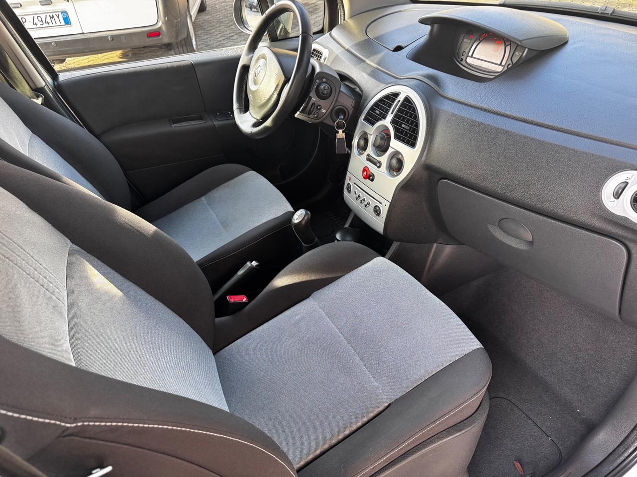 Renault Modus Grand 1.2 16V neopatentato