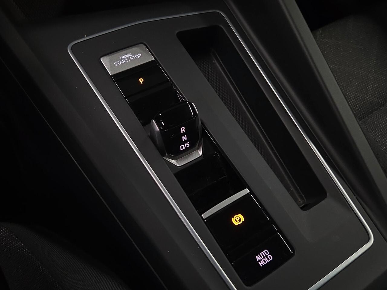 Volkswagen Golf 1.0 eTSI EVO DSG Life