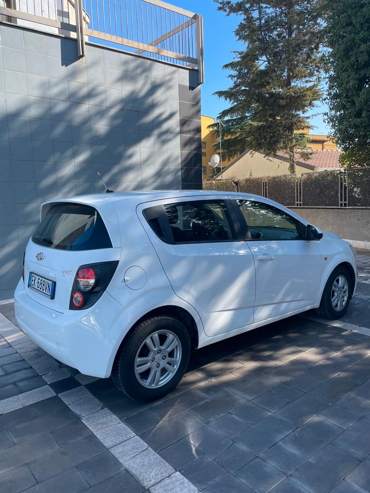 Chevrolet Aveo 2012 1.2 86cv