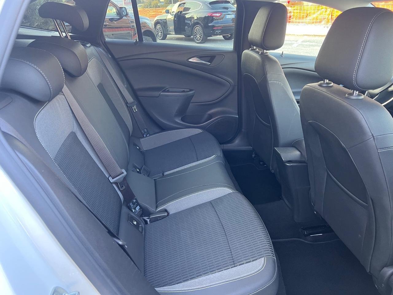 Opel Astra 1.5 CDTI 105 CV S&S Sports Tourer Business Elegance