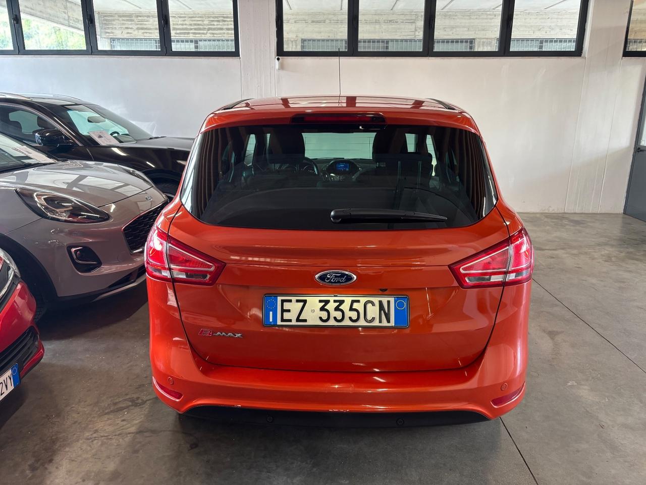 Ford B-Max 1.4 BENZ/GPL 2035 Titanium |OK NEOPATENTATI|