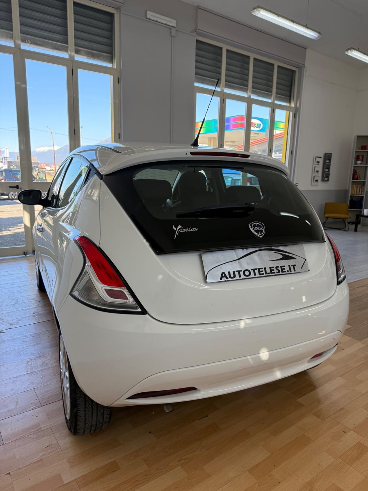 Lancia Ypsilon 1.2 69 CV 5 porte GPL Ecochic GOLD