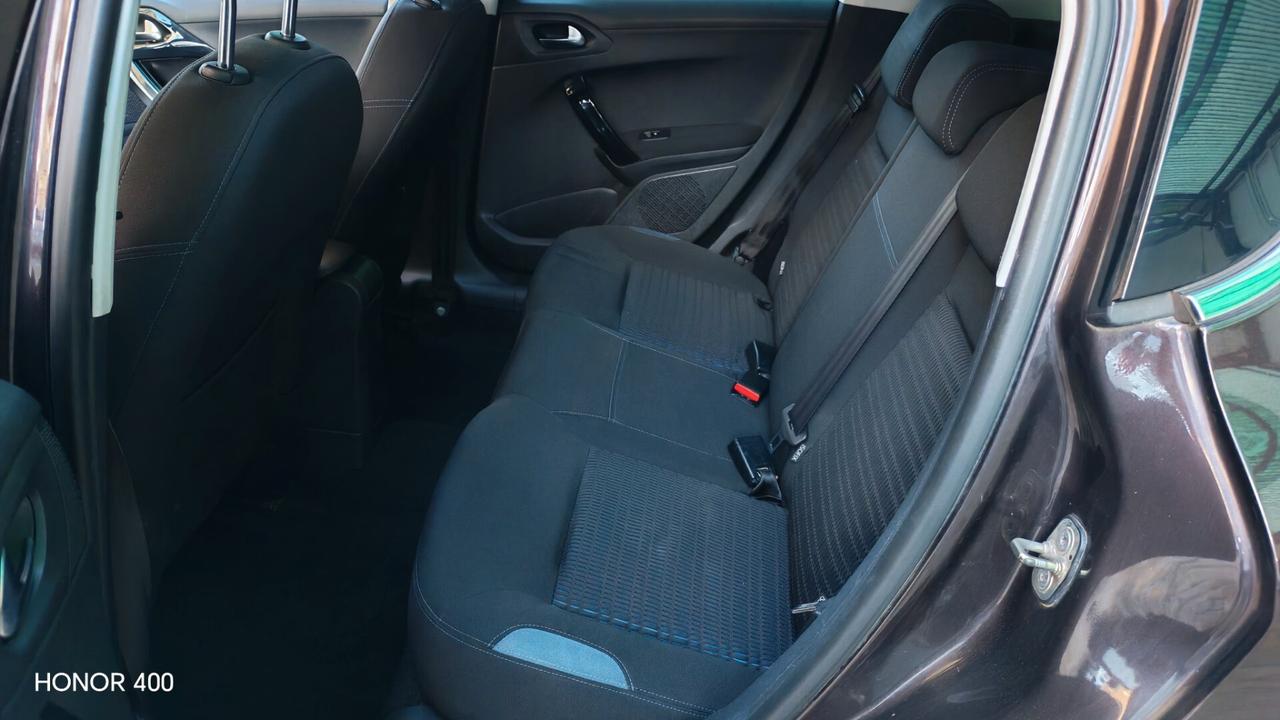 Peugeot 208 1.6 VTi 120 CV 5 porte Allure
