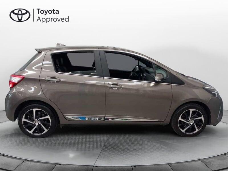 Toyota Yaris 3ª serie 1.5 5 porte Lounge