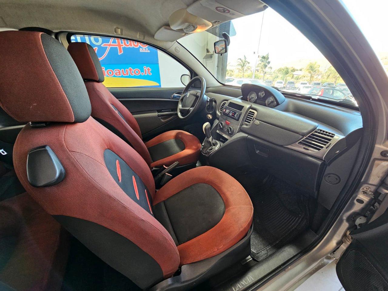 Lancia Ypsilon 3 Porte Ypsilon 1.3 mjt 16v Argento *CONTO VENDITA*