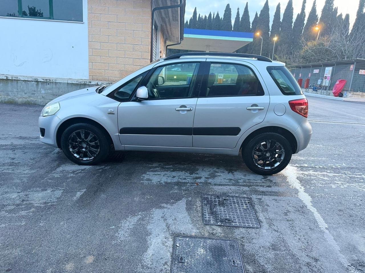 Suzuki SX4 1.6 DDiS 16V Urban Line
