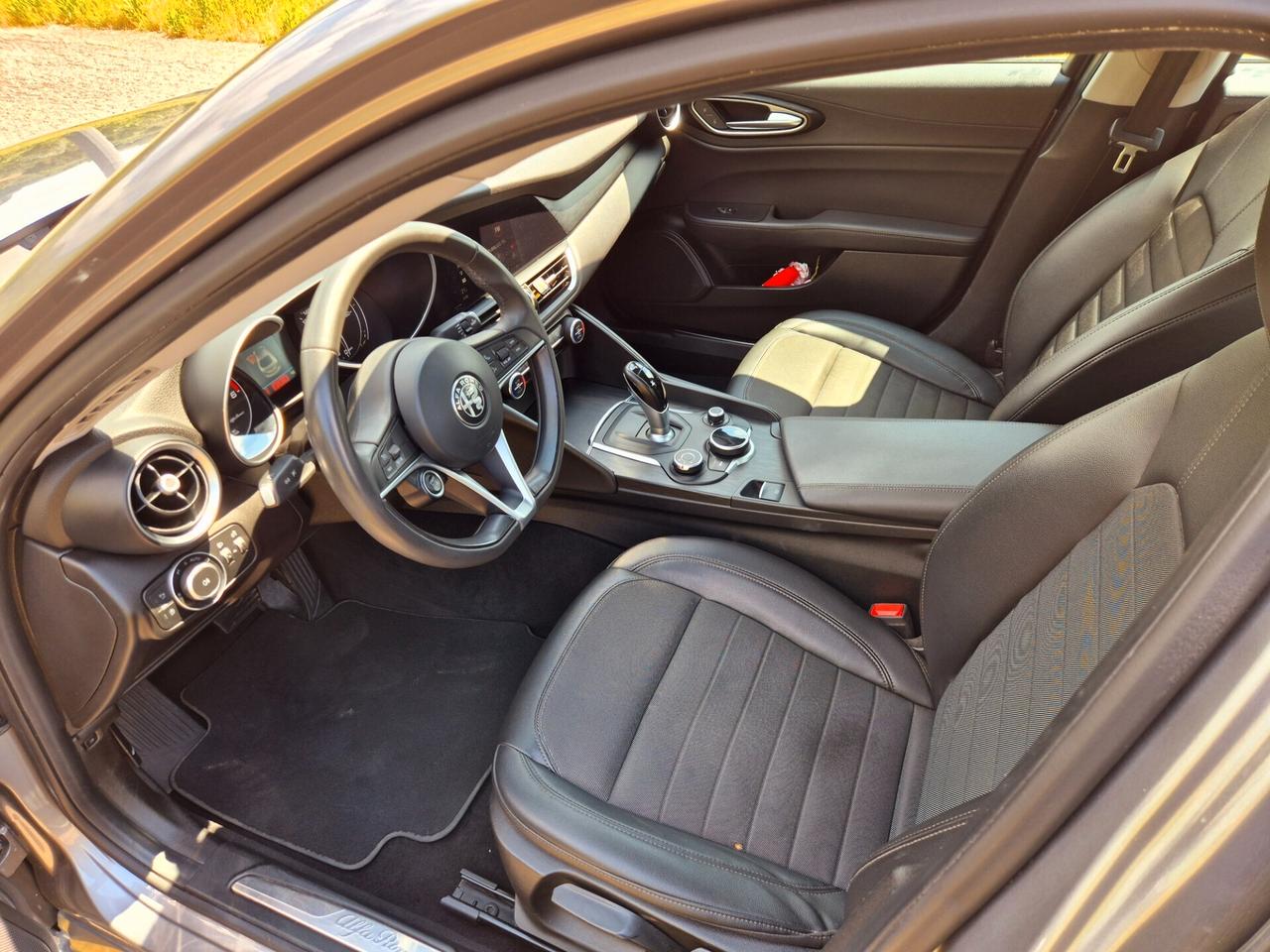 Alfa Romeo Giulia 2.2 Turbodiesel 180 CV AT8 Super