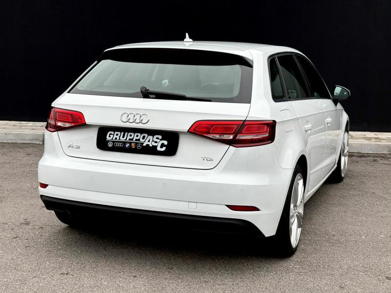 Audi A3 Sportback 30 1.6 tdi Sport 116cv s-tronic