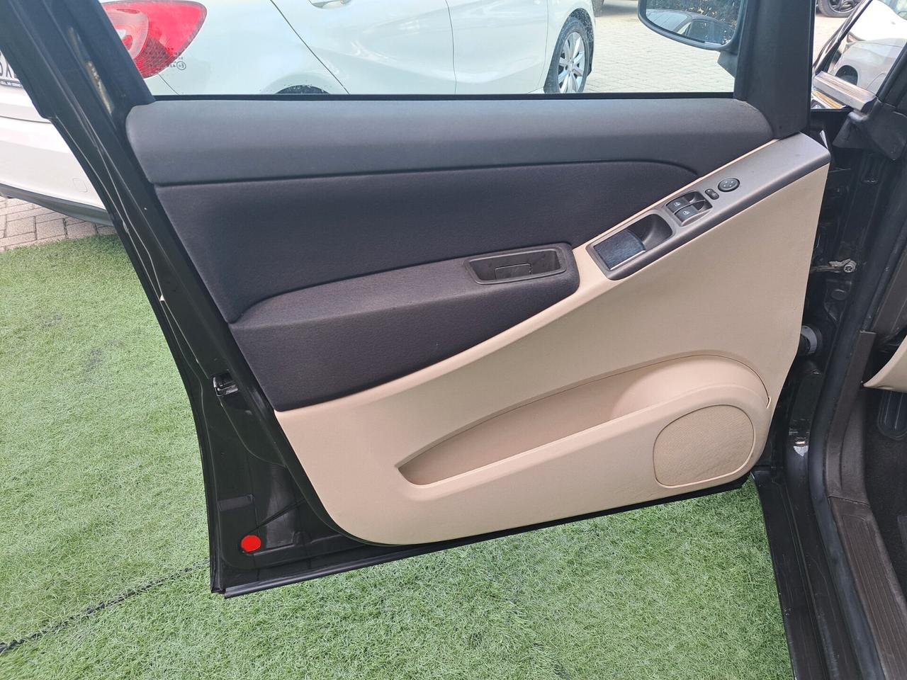 Lancia MUSA 1.4 16V Platino Plus