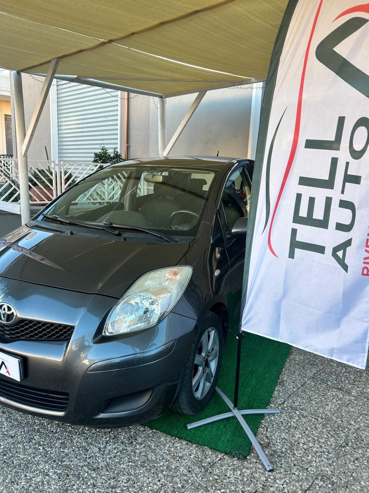 Toyota Yaris 1.0 5 porte