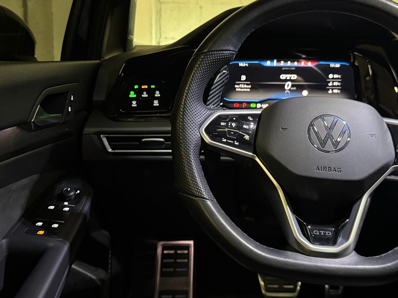 Volkswagen Golf VIII 2.0 tdi GTD 200cv dsg TETTO/MATRIX