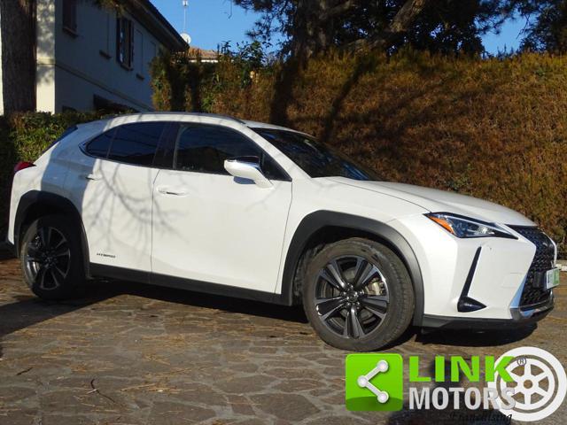 LEXUS UX 250h Premium