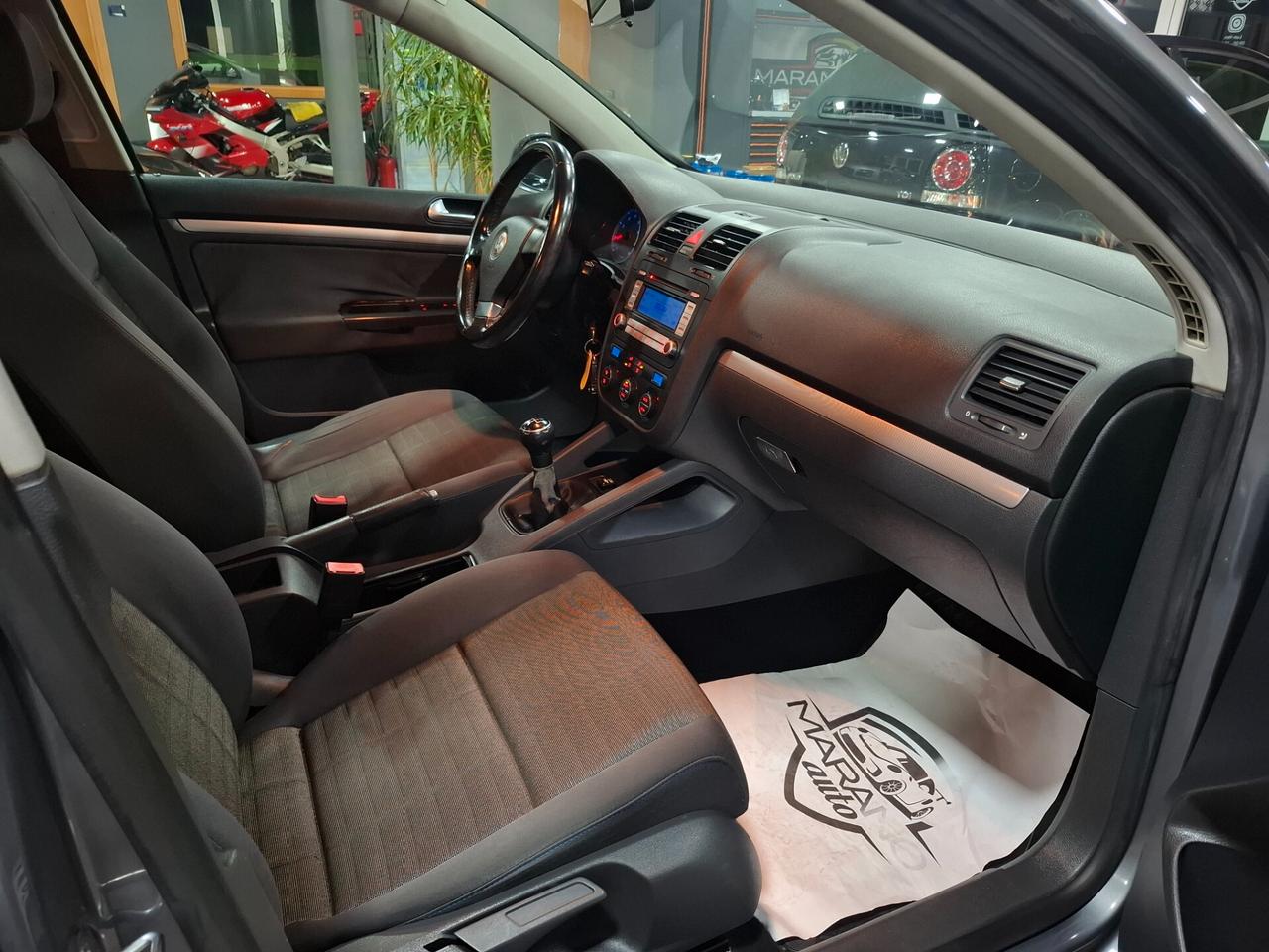 Volkswagen Golf 1.4 GPL 80cv NEOPATENTATO