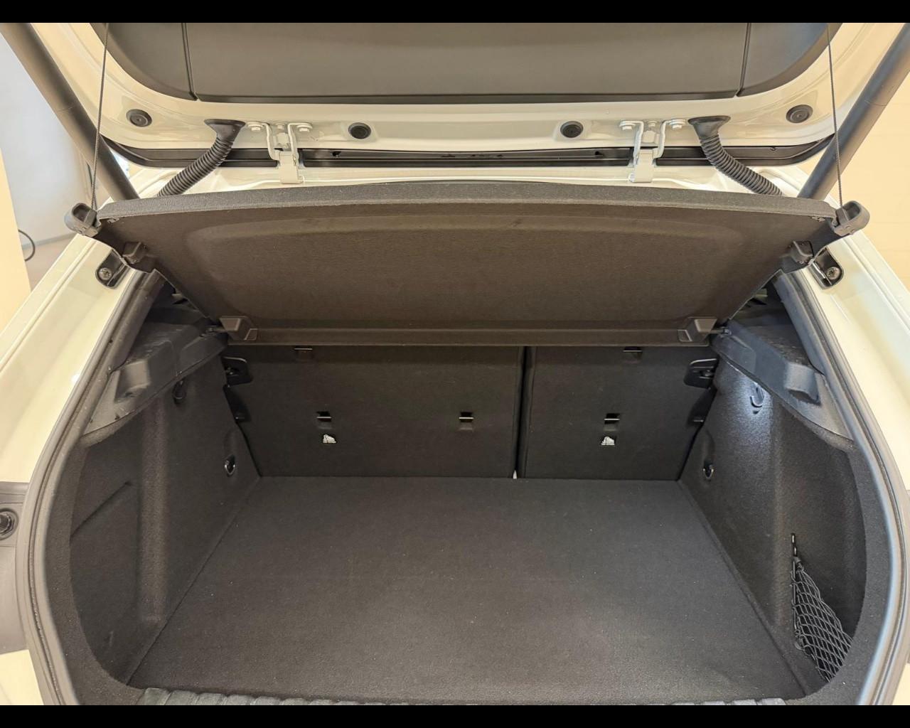 BMW Serie 1 (F40) - 118d 5p. Msport