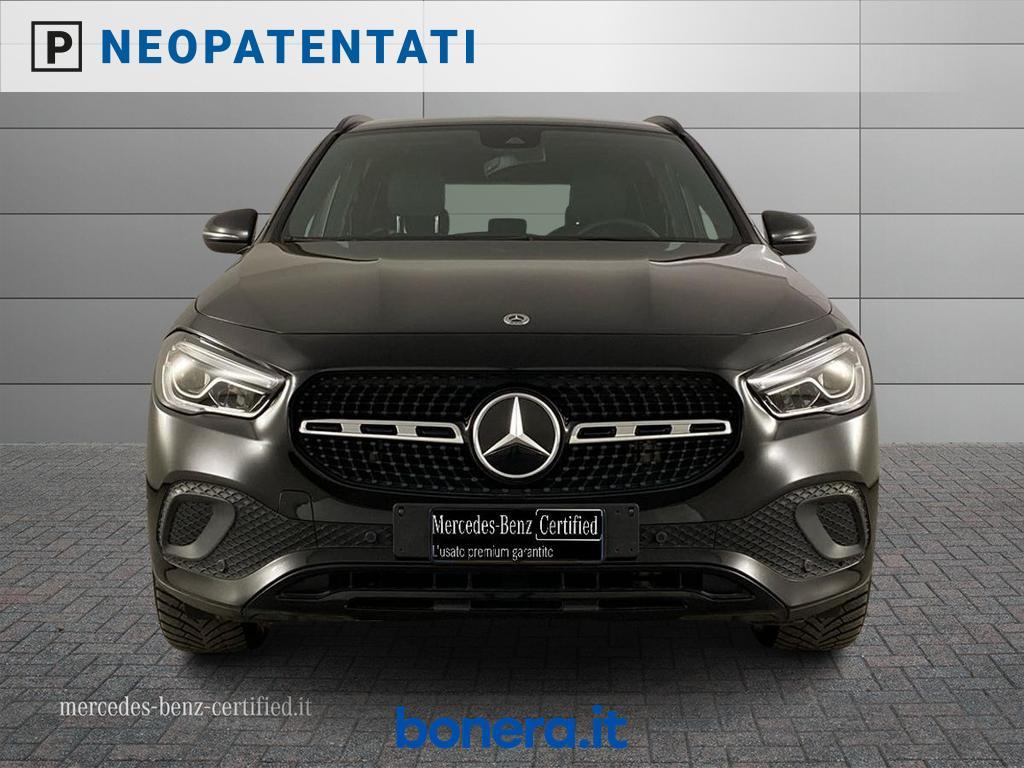 Mercedes GLA 180 180 D Sport 8G-DCT