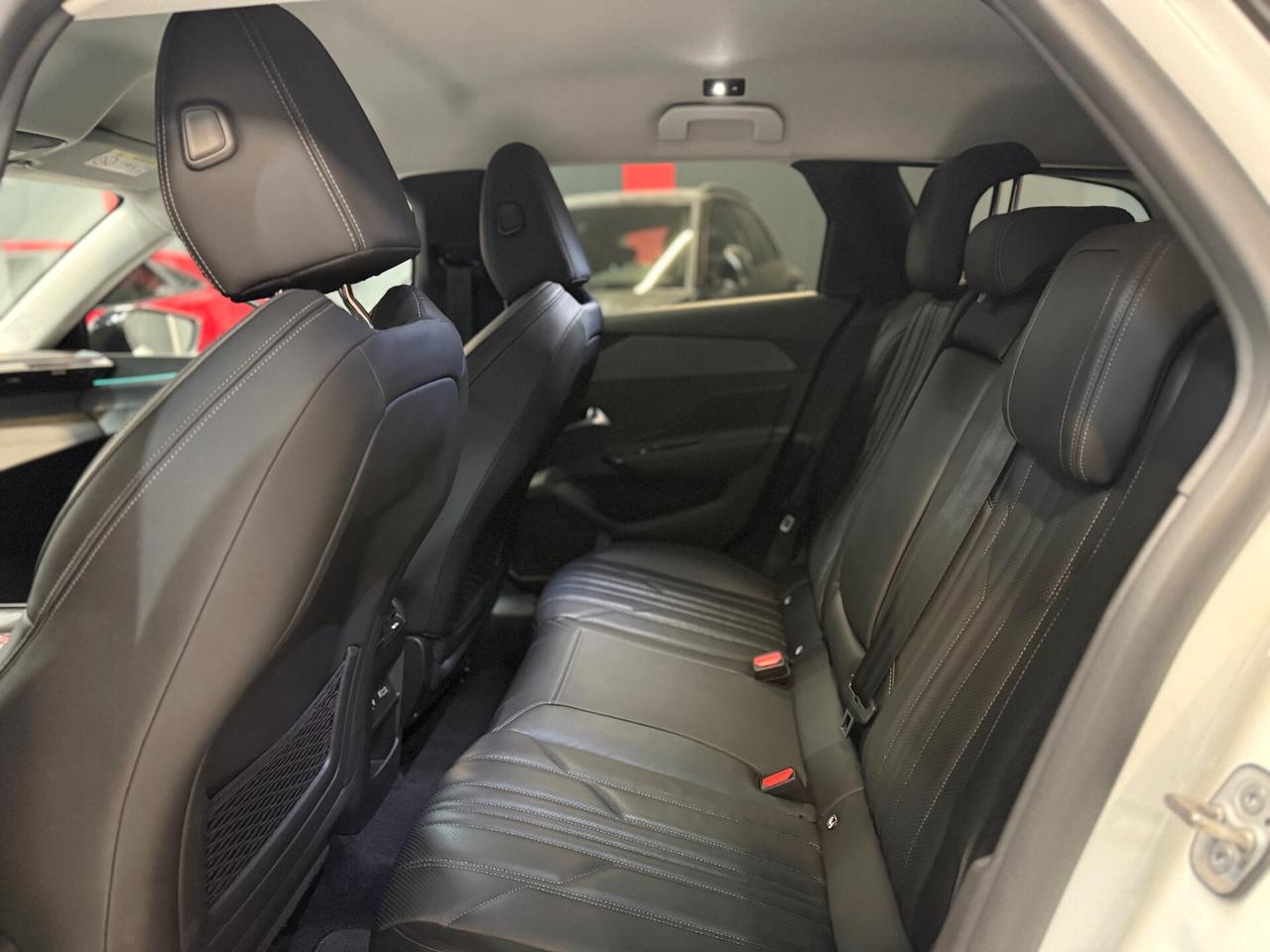 Peugeot 308 BlueHDi 130 S&S SW Allure
