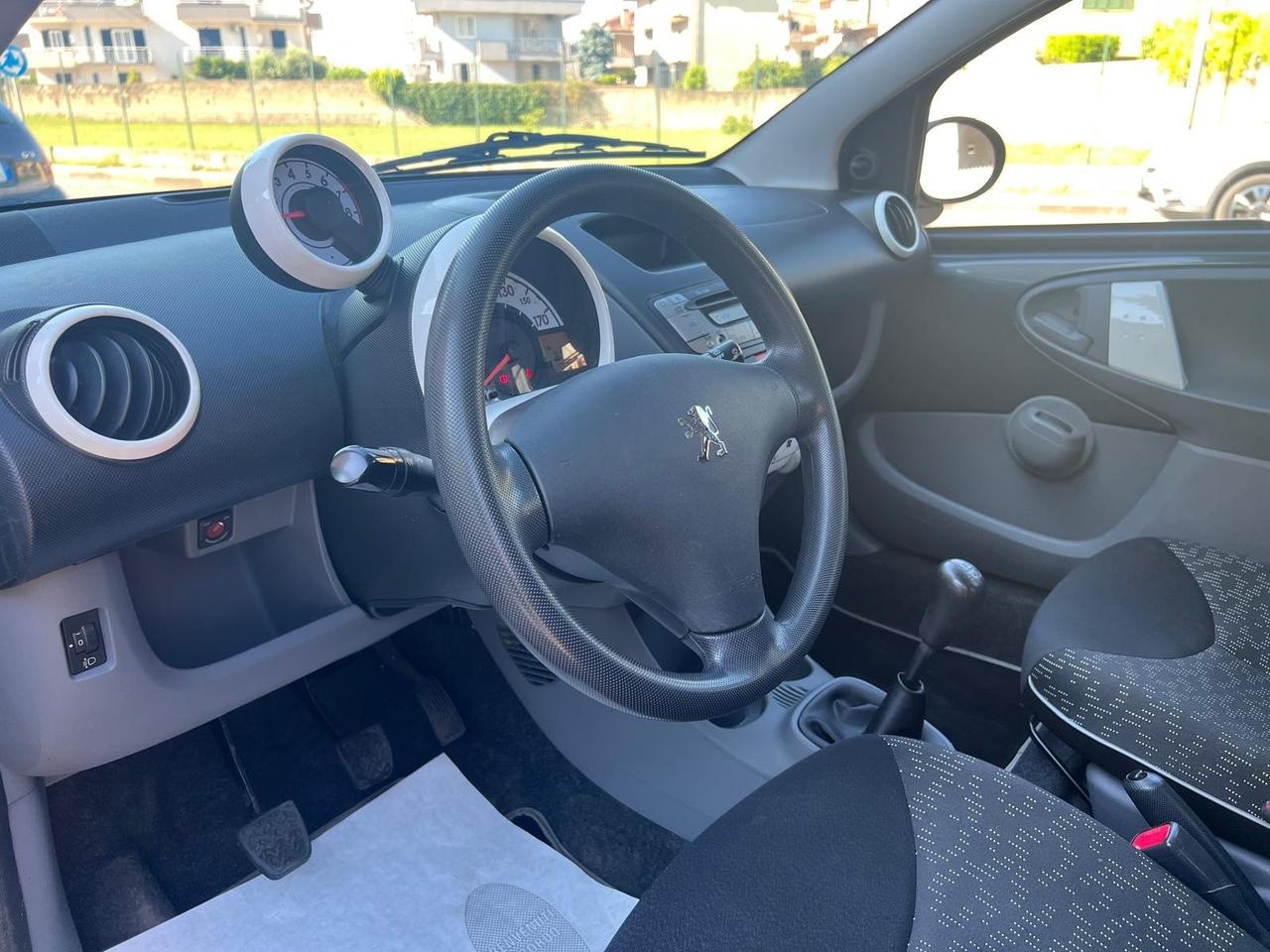 Peugeot 107 1.0 68CV 5p. Active Clima