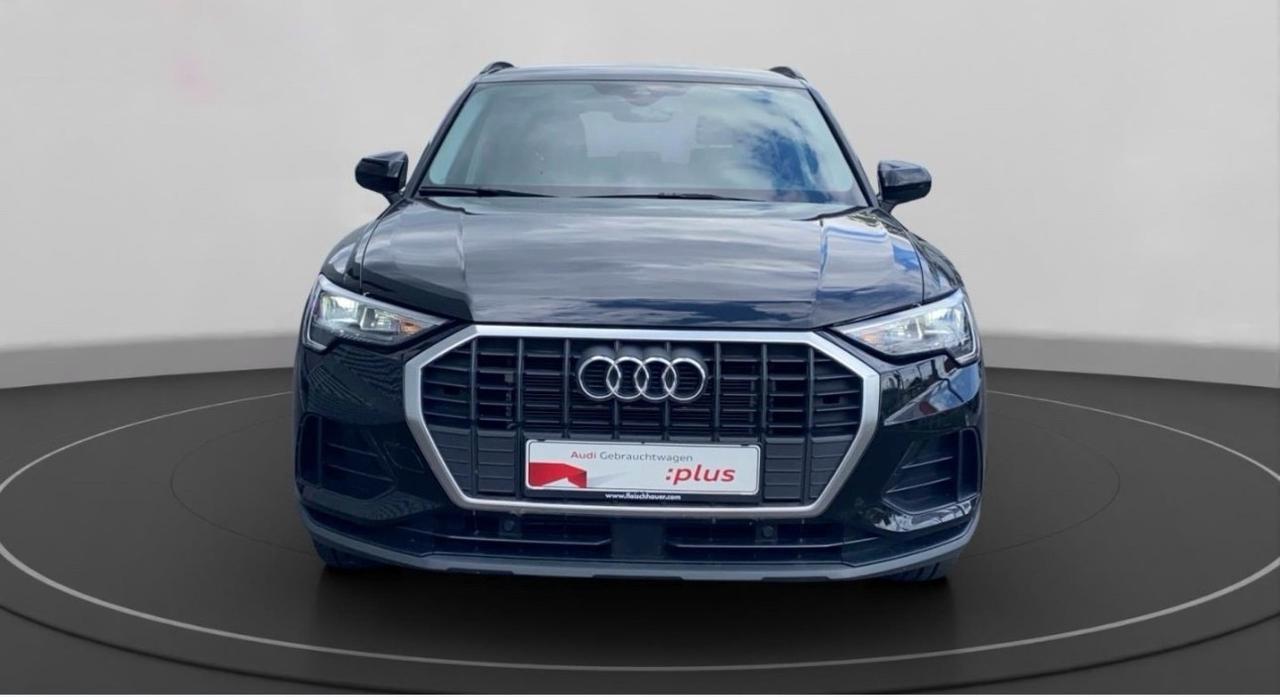 Audi Q3 35 TFSI Business, Manuale