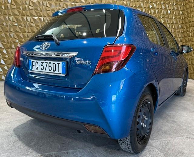 Toyota Yaris 1.0 5 porte Active