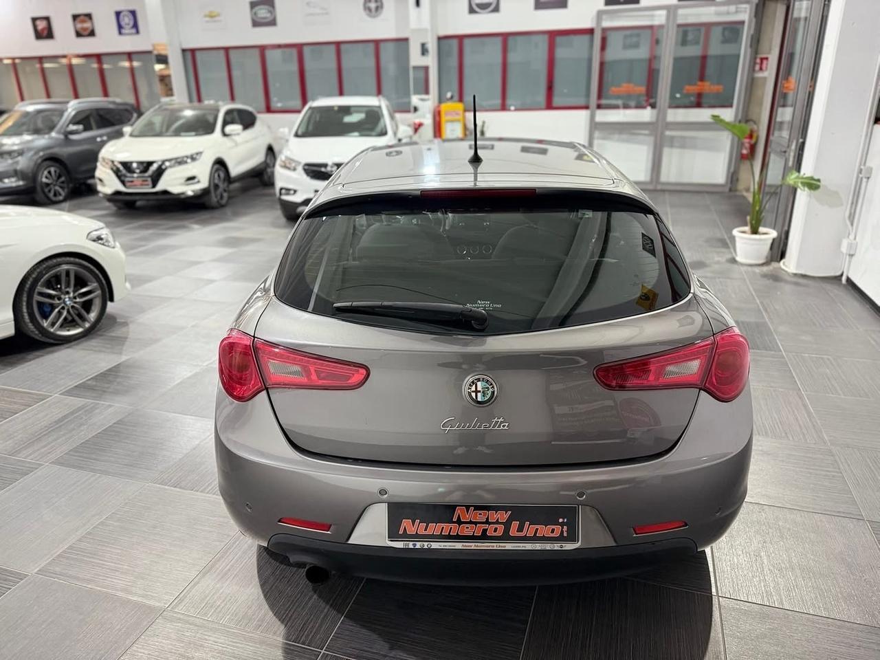 Alfa Romeo Giulietta 1.6 Mjt 105cv Distinctive 2015