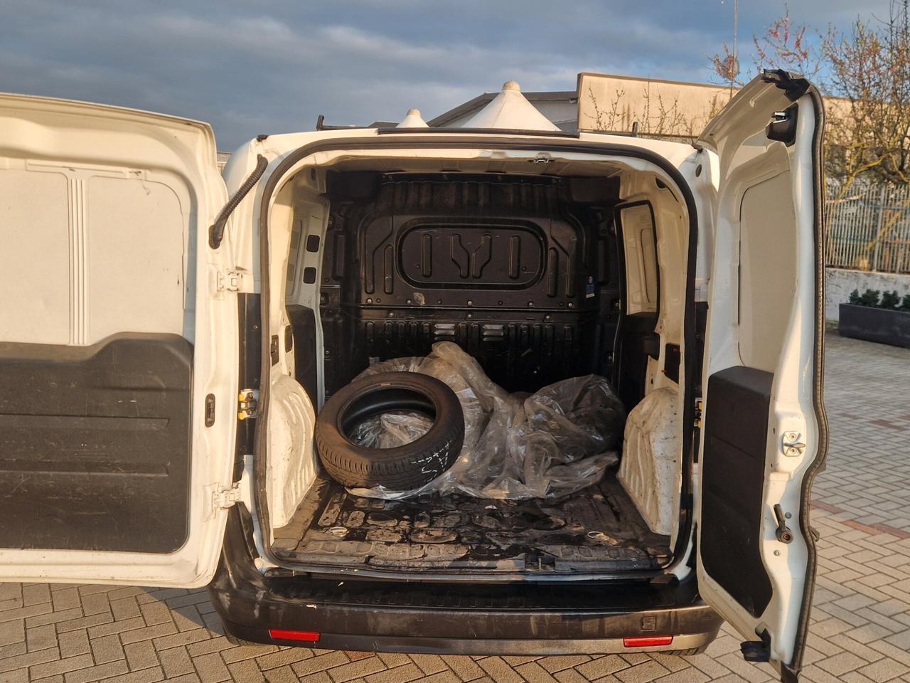 Fiat Doblo Doblò 1.9 MJ PC-TN Cargo Lamierato