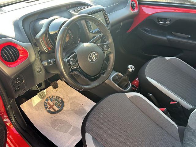 TOYOTA Aygo Connect 1.0 VVT-i 72 CV 5 porte x-play