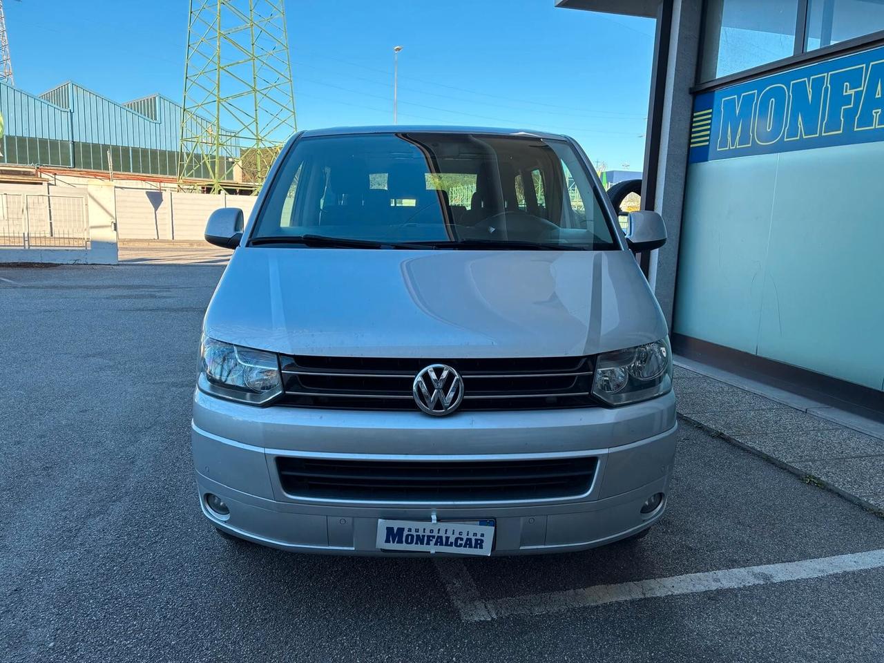 Volkswagen Caravelle 2.0 TDI Comfortline 9 posti