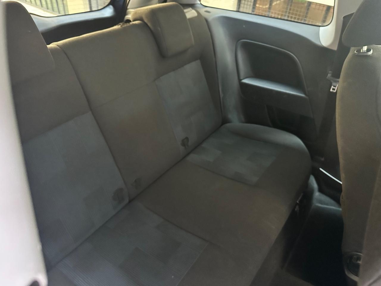 Ford Fiesta 1.2 16V 3p. Titanium
