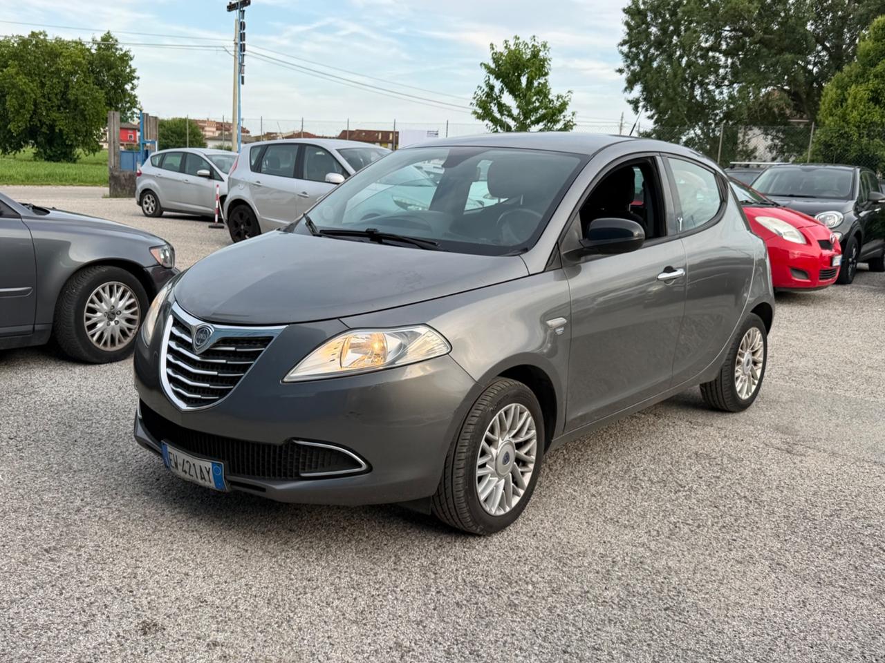 Lancia Ypsilon 1.3 MJT 16V 95 CV 5 porte S&S Gold