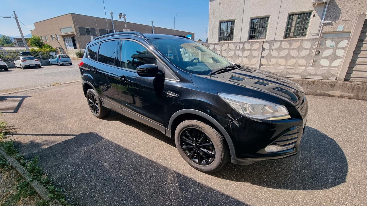 Ford Kuga 2.0 TDCI 150 CV S&S 4WD Powershift Titanium
