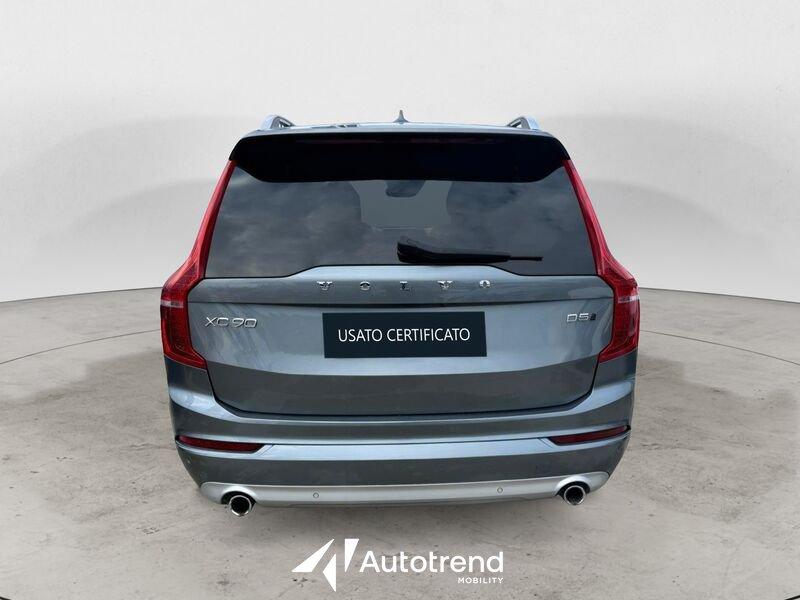 Volvo XC90 D5 235 CV AWD Automatica NAVI LED Momentum