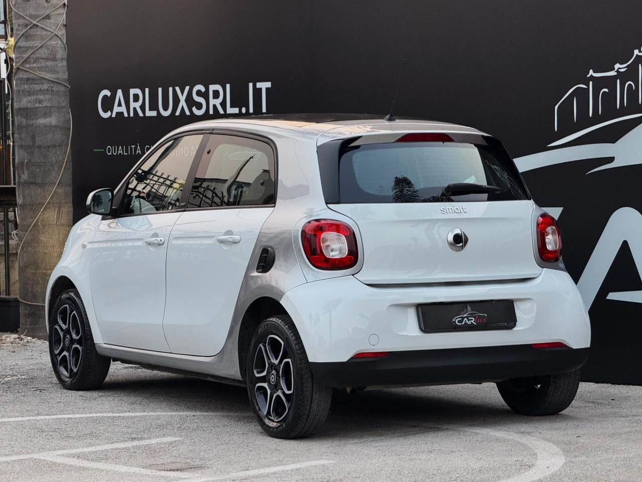 Smart forFour 1.0 Passion 71CV Twinamic TETTO
