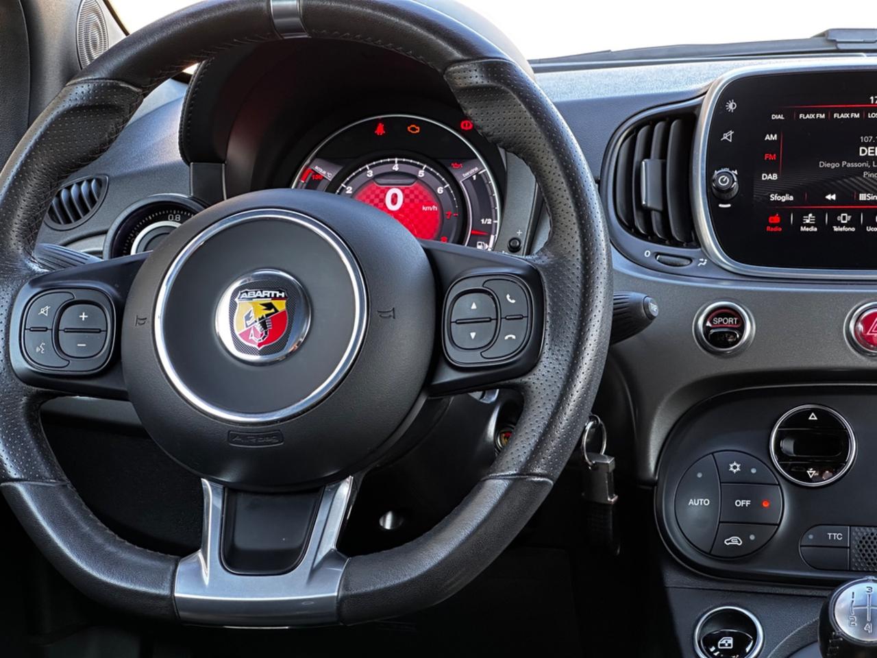 Abarth 595 1.4 Turbo T-Jet 160 CV Pista
