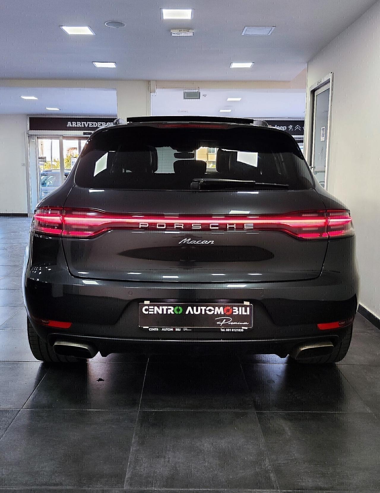 Porsche Macan 2.0 245cv Tetto Led