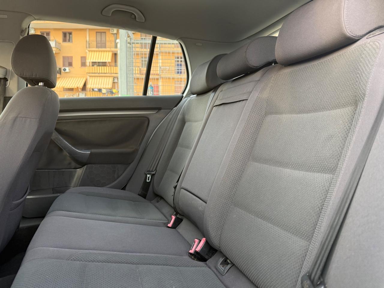 Volkswagen Golf 1.9 TDI 5p. Comfortline