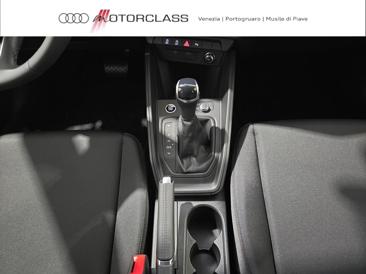 Audi A1 allstreet 30 1.0 tfsi 116cv identity contrast s tronic