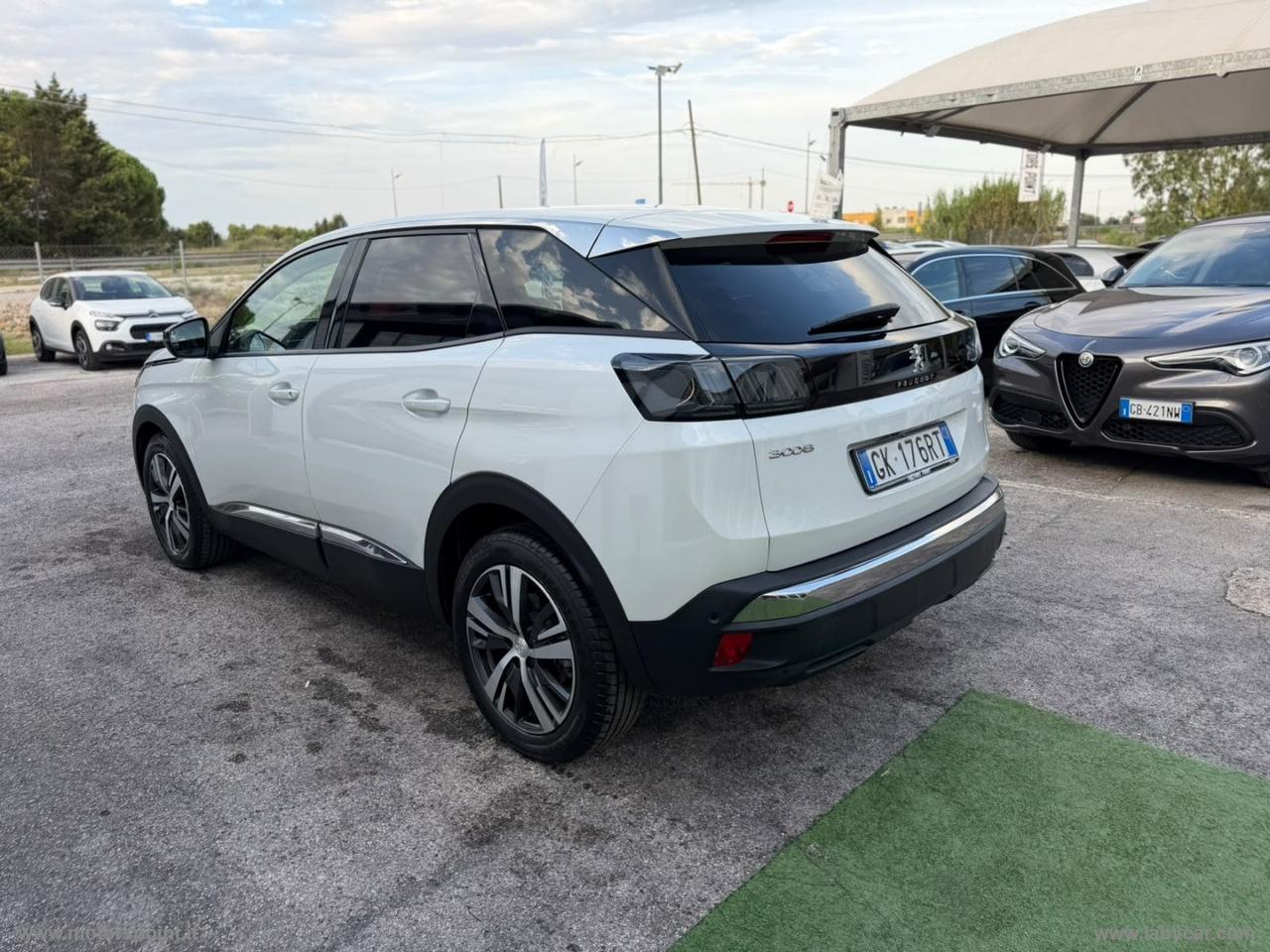 PEUGEOT 3008 BlueHDi 130 S&S EAT8 Allure MISTO PELLE