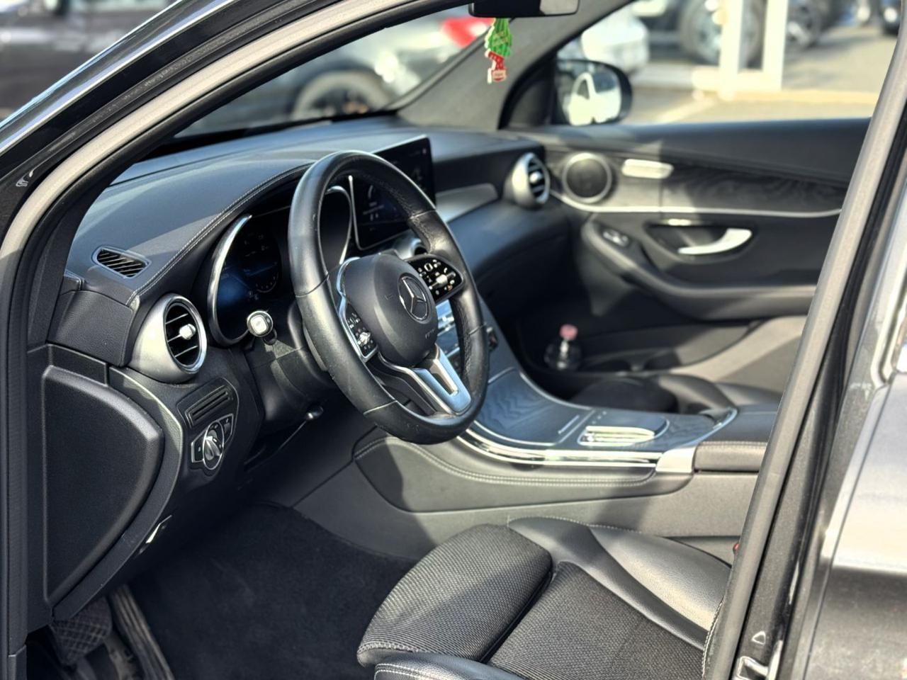 MERCEDES-BENZ GLC 300 d 4Matic Coupé Premium AMG 245cv