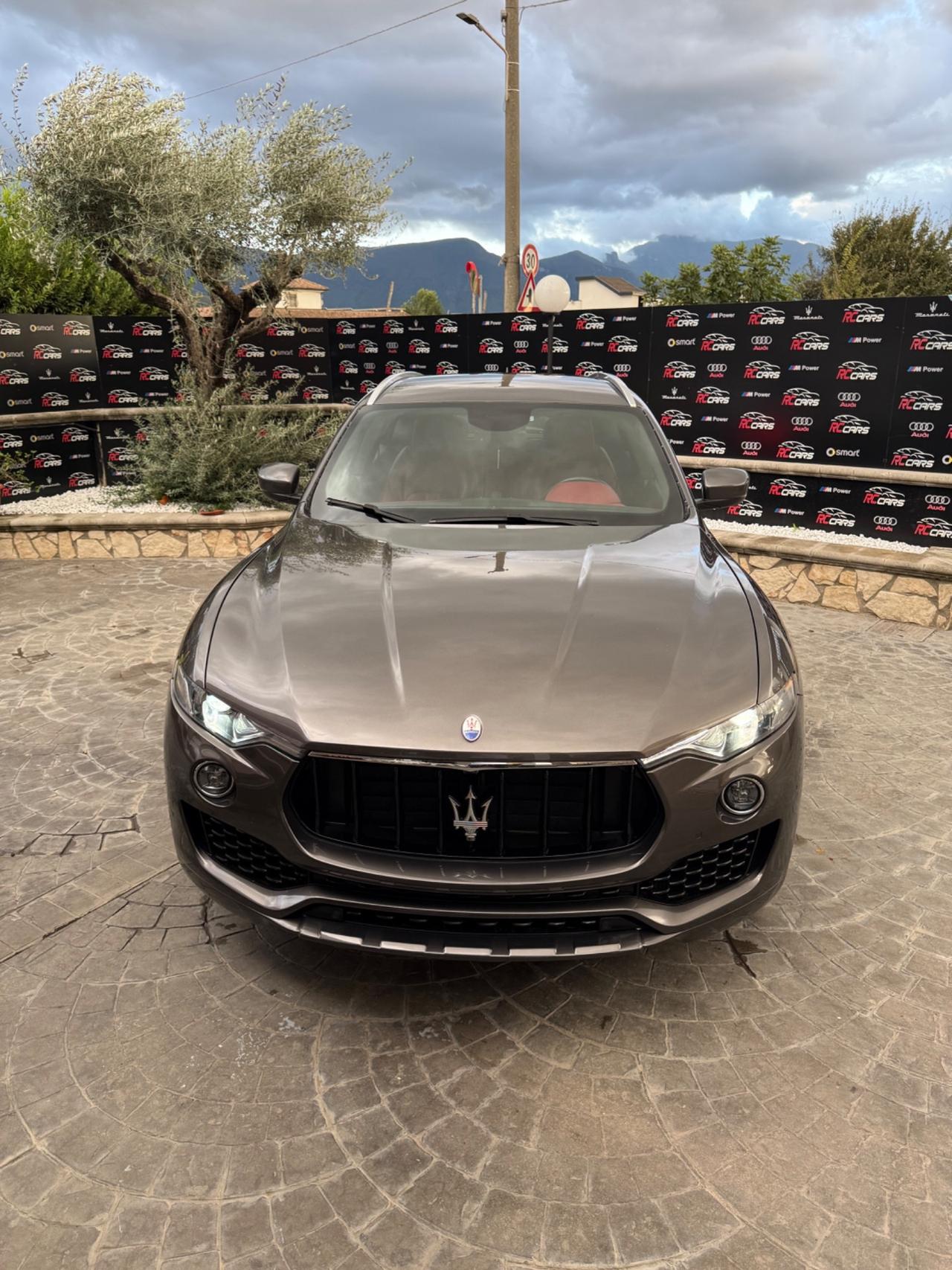 Maserati Levante V6 Diesel 275 CV AWD