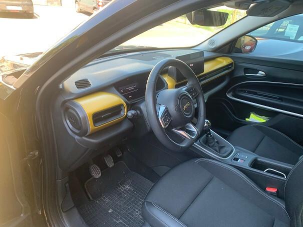 Jeep Avenger 1.2 Turbo 100 CV Summit