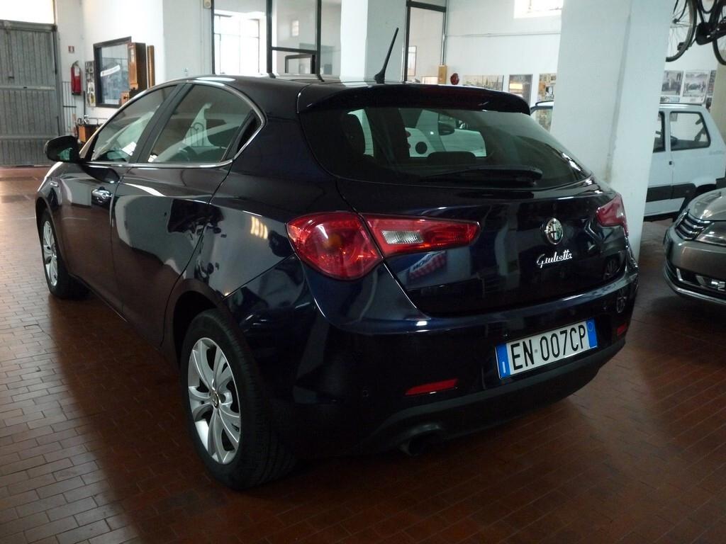 Alfa Romeo Giulietta 1.4 Turbo MultiAir TCT Distinctive