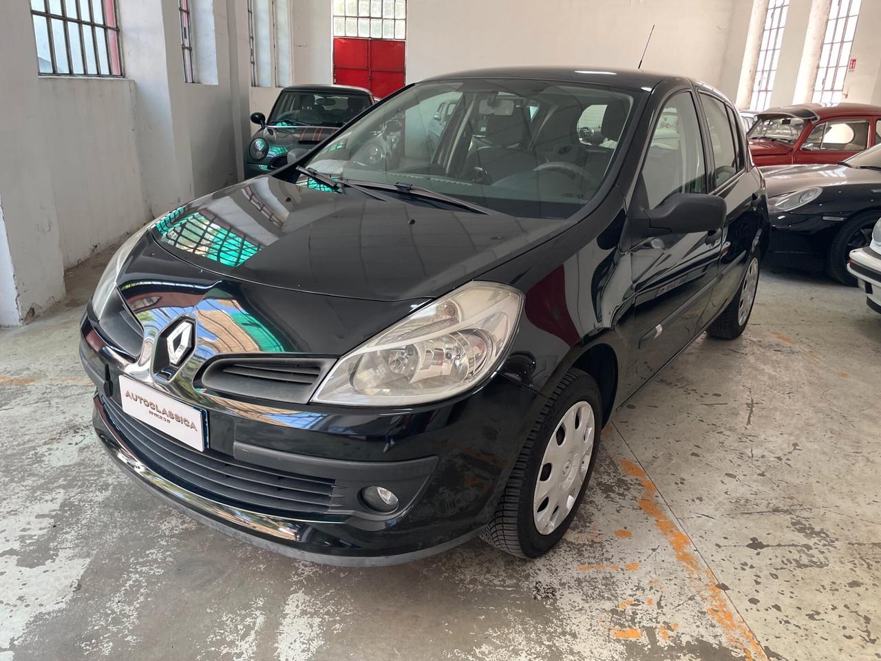 Renault Clio 1.4 16V 5 porte Dynamique