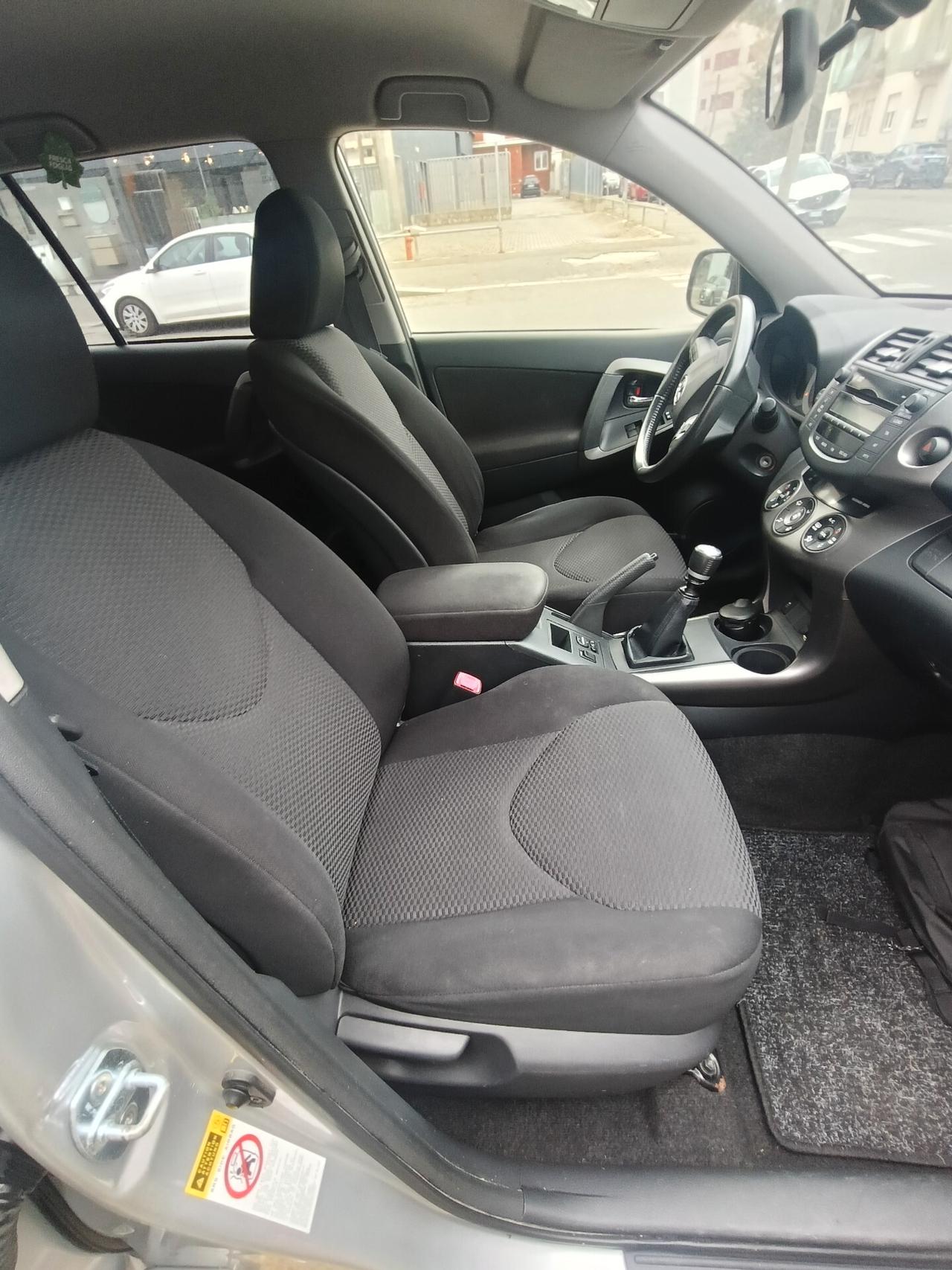 Toyota RAV 4 RAV4 Crossover 2.2 D-4D 150 CV DPF Luxury