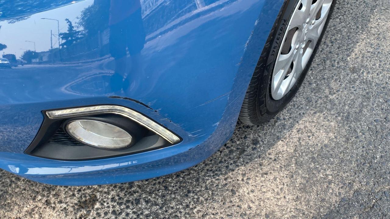 Hyundai i10 1.0 MPI Sound Edition