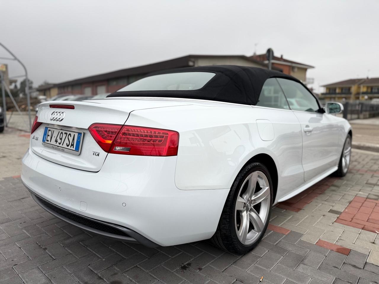 Audi A5 Cabrio 2.0 TDI 177 CV BIANCO PERLA.UNICO PROPRIETARIO